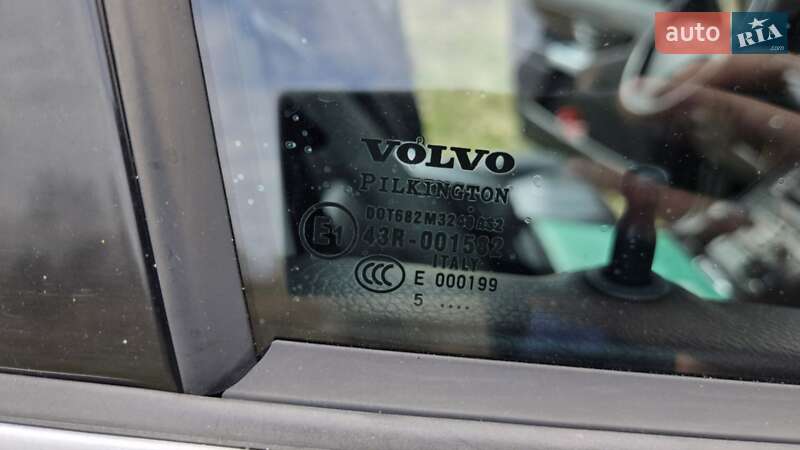 Внедорожник / Кроссовер Volvo XC90 2006 в Киеве