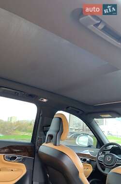 Внедорожник / Кроссовер Volvo XC90 2018 в 