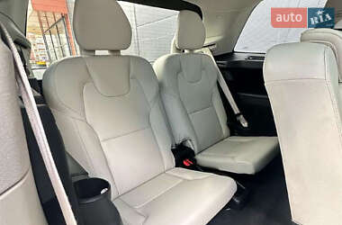Внедорожник / Кроссовер Volvo XC90 2019 в 