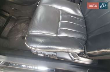 Внедорожник / Кроссовер Volvo XC90 2011 в 