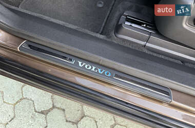Внедорожник / Кроссовер Volvo XC90 2013 в 