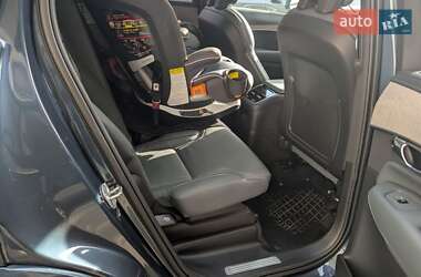 Внедорожник / Кроссовер Volvo XC90 2024 в 