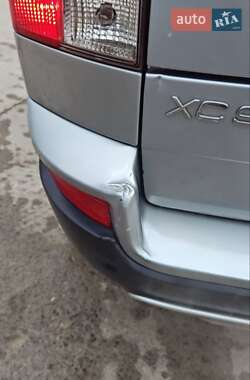 Позашляховик / Кросовер Volvo XC90 2010 в 
