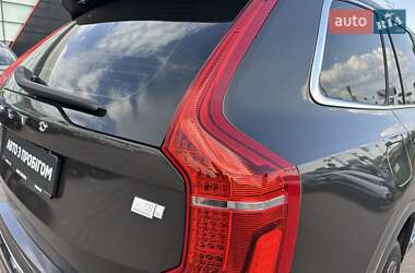 Внедорожник / Кроссовер Volvo XC90 2022 в 