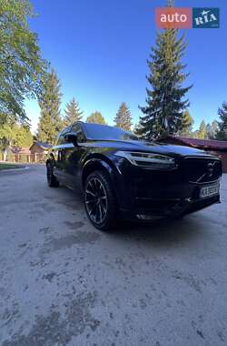Внедорожник / Кроссовер Volvo XC90 2017 в 