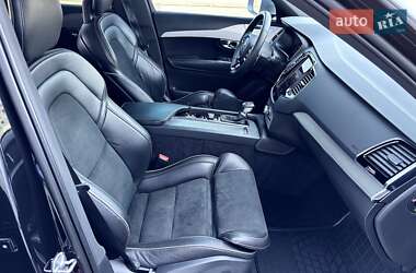 Внедорожник / Кроссовер Volvo XC90 2017 в 
