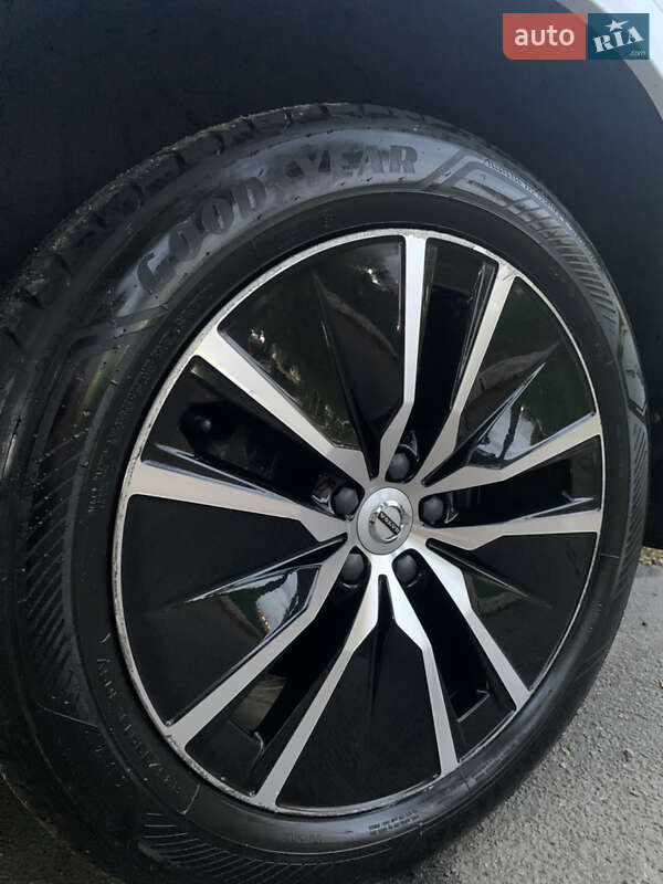 Позашляховик / Кросовер Volvo XC90 2020 в Харкові фото 38 Позашляховик / Кросовер Volvo XC90 2020 в Харкові