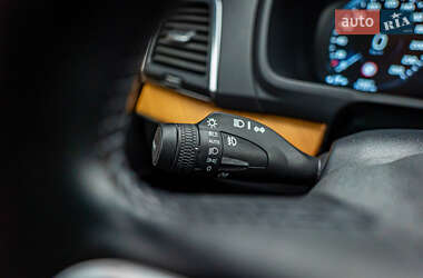 Внедорожник / Кроссовер Volvo XC90 2021 в 