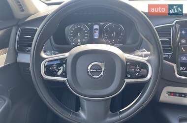 Внедорожник / Кроссовер Volvo XC90 2019 в 