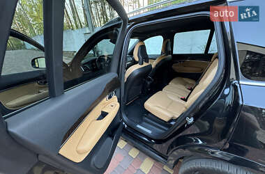Внедорожник / Кроссовер Volvo XC90 2015 в 