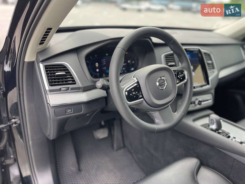 Внедорожник / Кроссовер Volvo XC90 2022 в Киеве