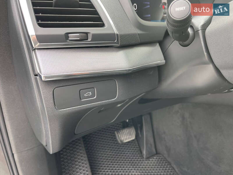 Внедорожник / Кроссовер Volvo XC90 2022 в Киеве