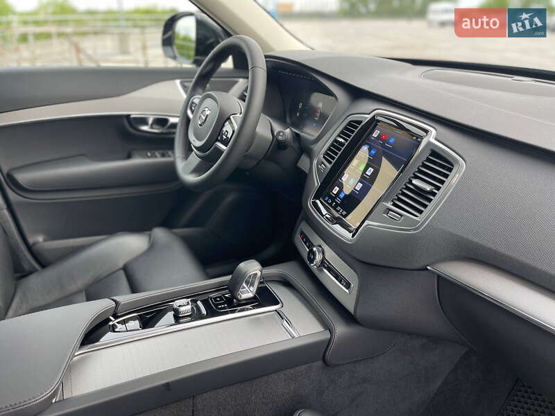 Внедорожник / Кроссовер Volvo XC90 2022 в Киеве
