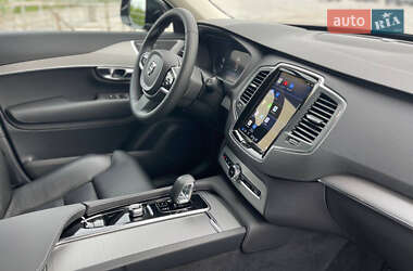 Позашляховик / Кросовер Volvo XC90 2022 в 