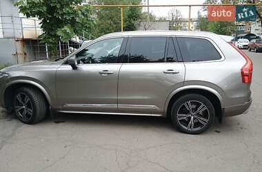 Позашляховик / Кросовер Volvo XC90 2020 в 