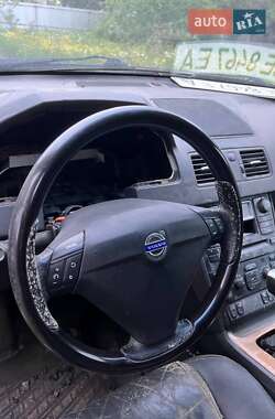 Внедорожник / Кроссовер Volvo XC90 2004 в 