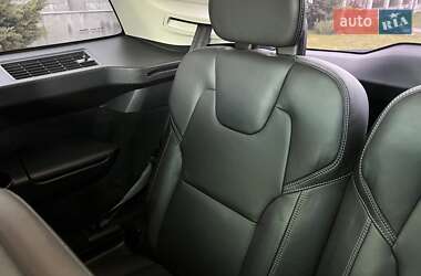 Позашляховик / Кросовер Volvo XC90 2015 в 