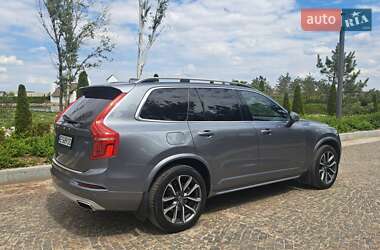 Позашляховик / Кросовер Volvo XC90 2017 в 