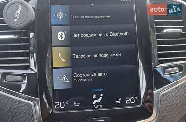 Позашляховик / Кросовер Volvo XC90 2017 в 