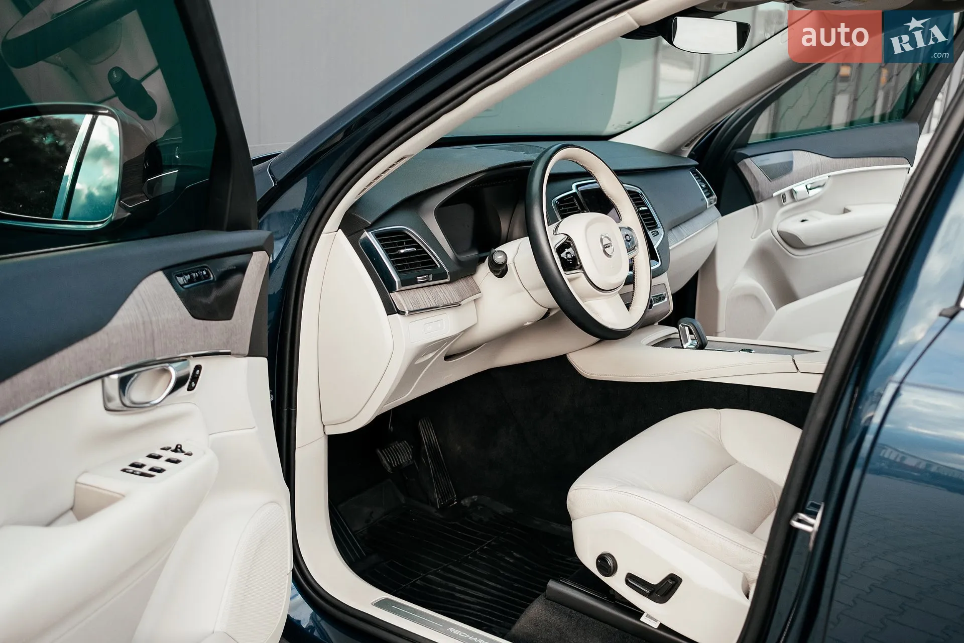 2022 Volvo XC90 - мініатюра 23