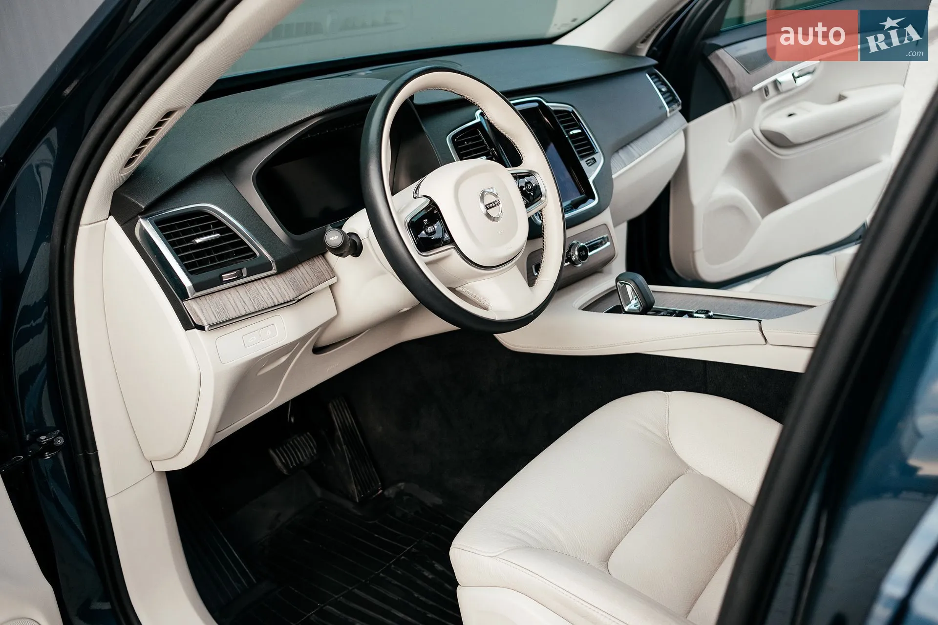 2022 Volvo XC90 - мініатюра 18