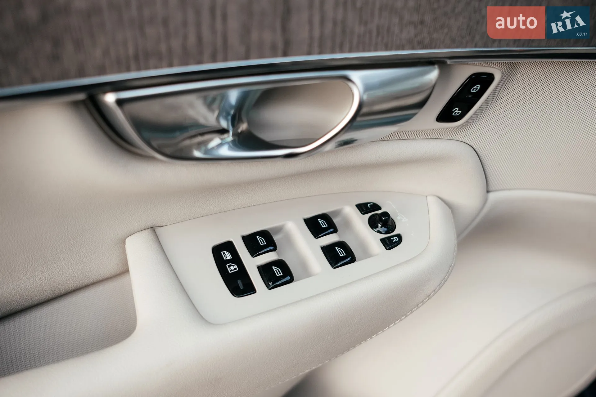 2022 Volvo XC90 - мініатюра 137