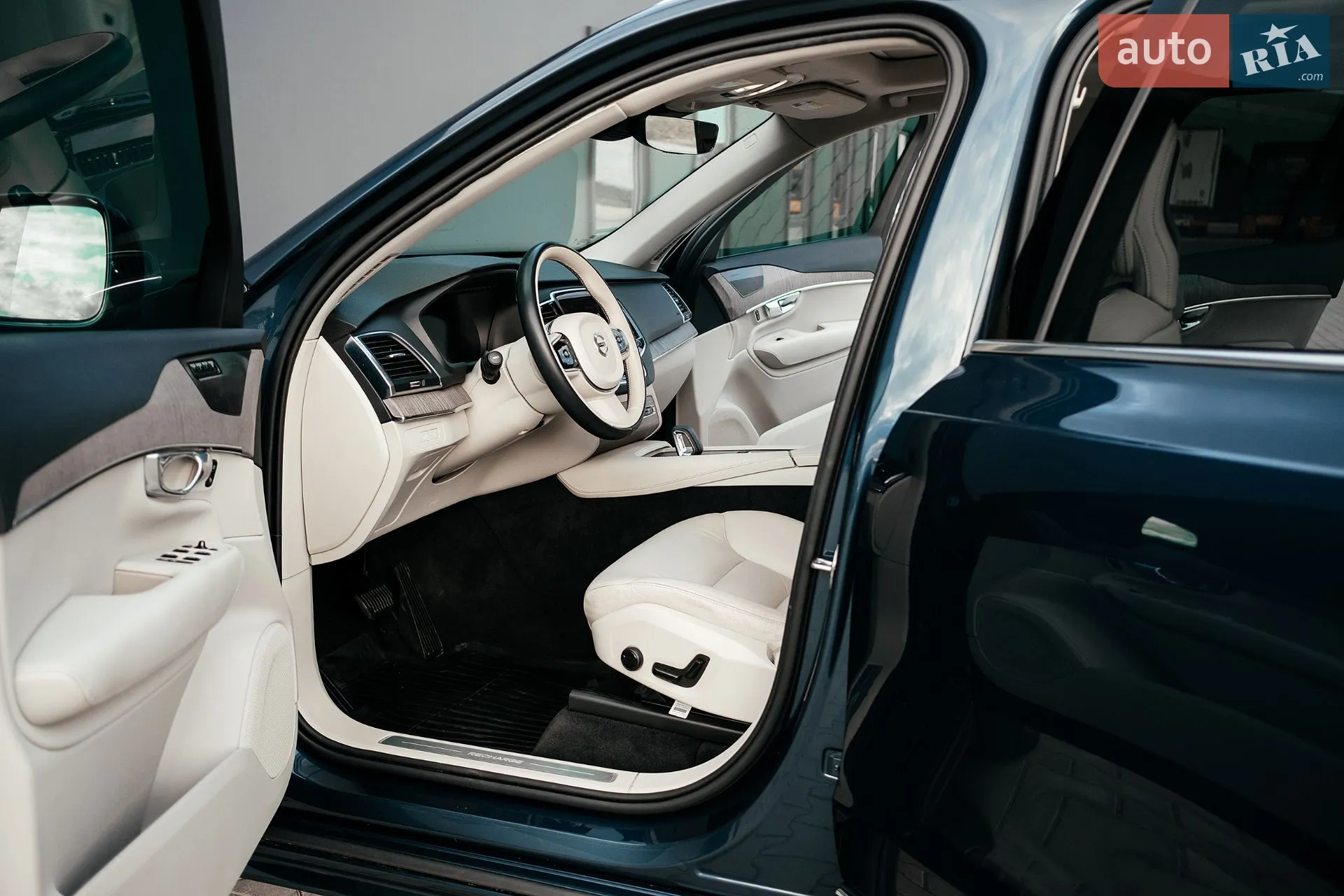 2022 Volvo XC90 - мініатюра 200