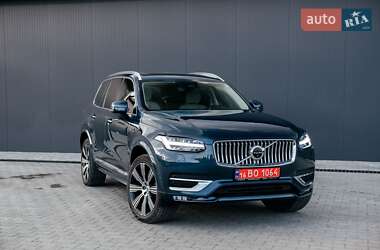 Внедорожник / Кроссовер Volvo XC90 2022 в 