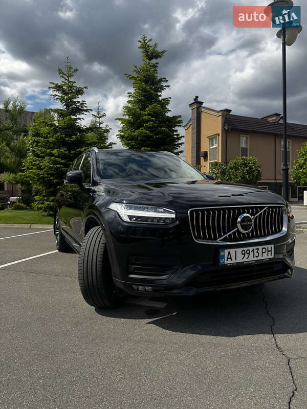Volvo XC90 2019