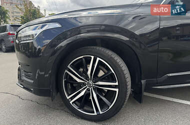 Внедорожник / Кроссовер Volvo XC90 2019 в 