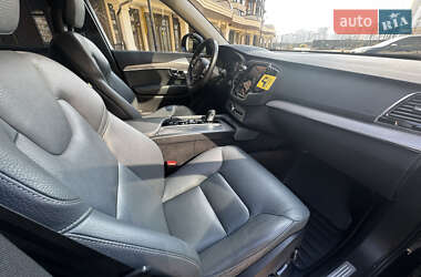 Внедорожник / Кроссовер Volvo XC90 2019 в 