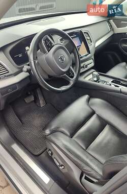 Позашляховик / Кросовер Volvo XC90 2022 в 