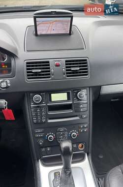 Позашляховик / Кросовер Volvo XC90 2010 в 