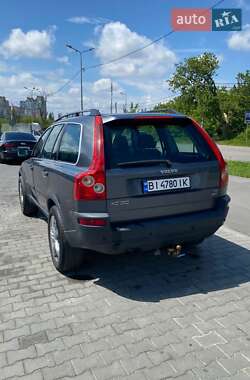 Позашляховик / Кросовер Volvo XC90 2004 в 