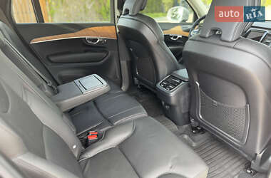 Позашляховик / Кросовер Volvo XC90 2022 в 