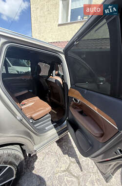 Внедорожник / Кроссовер Volvo XC90 2021 в 