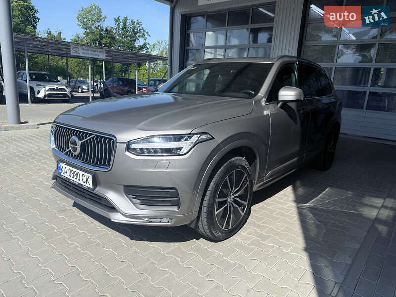 Внедорожник / Кроссовер Volvo XC90 2021 в 