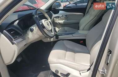 Внедорожник / Кроссовер Volvo XC90 2015 в 