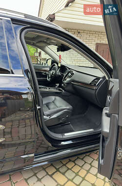 Позашляховик / Кросовер Volvo XC90 2016 в 