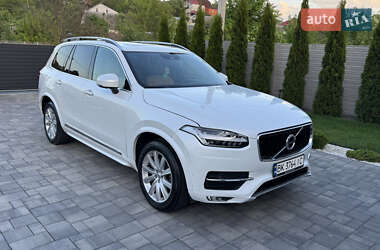Внедорожник / Кроссовер Volvo XC90 2015 в 