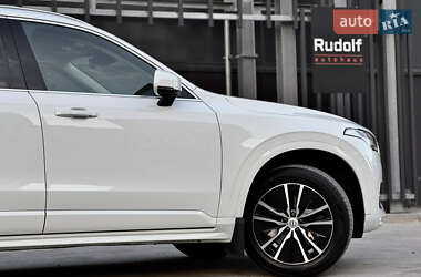 Внедорожник / Кроссовер Volvo XC90 2019 в 