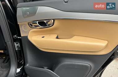 Внедорожник / Кроссовер Volvo XC90 2015 в 