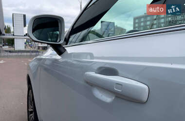 Внедорожник / Кроссовер Volvo XC90 2020 в 