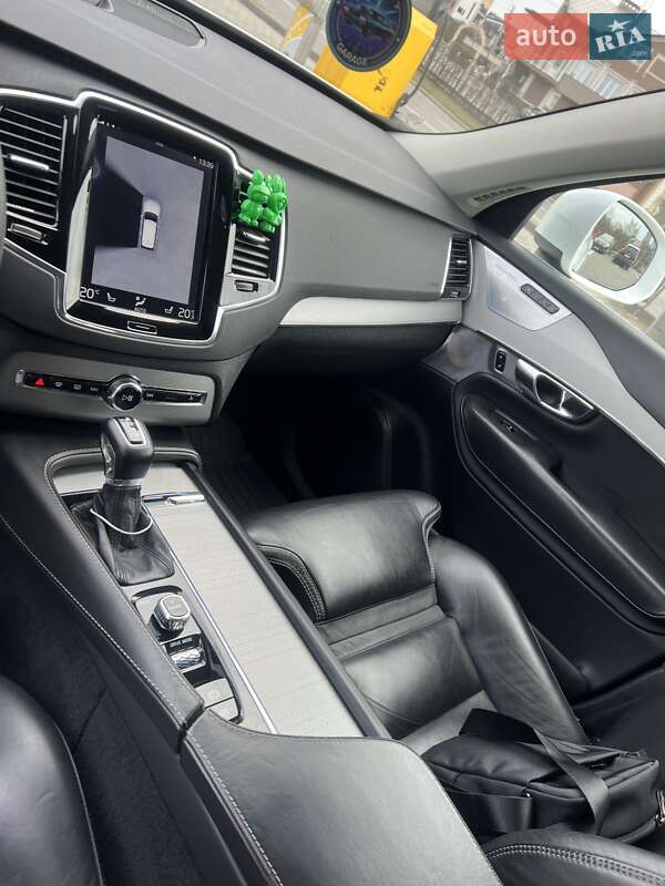 Внедорожник / Кроссовер Volvo XC90 2015 в Черновцах