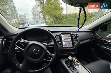 Внедорожник / Кроссовер Volvo XC90 2016 в 