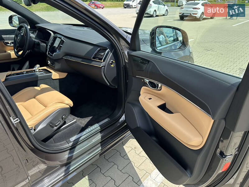 Внедорожник / Кроссовер Volvo XC90 2024 в Ужгороде