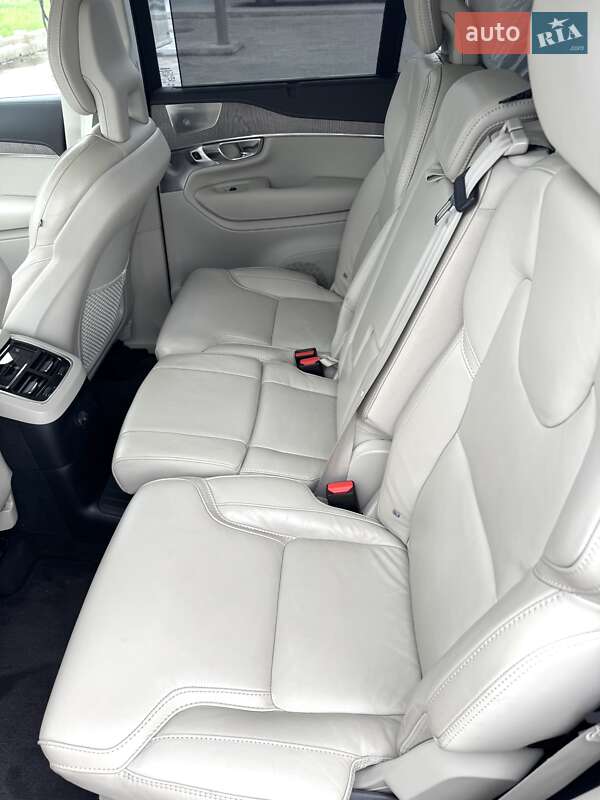 Позашляховик / Кросовер Volvo XC90 2021 в Києві