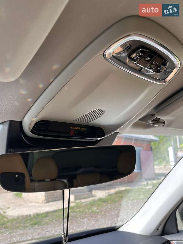 Внедорожник / Кроссовер Volvo XC90 2015 в Тарутине