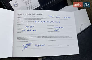 Позашляховик / Кросовер Volvo XC90 2020 в 
