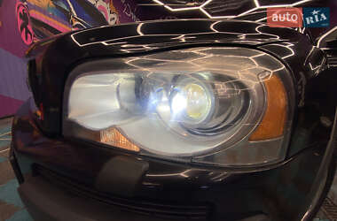 Внедорожник / Кроссовер Volvo XC90 2005 в 